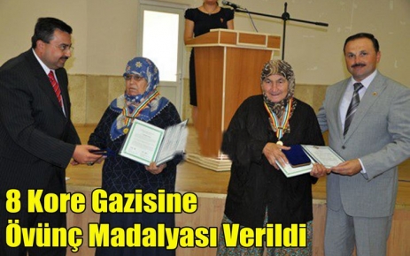 8 Kore Gazisine Övünç Madalyası Verildi