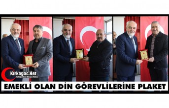 EMEKLİ OLAN DİN GÖREVLİLERİNE “PLAKET”